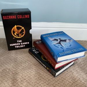 The Hunger Games Trilogy Book Set